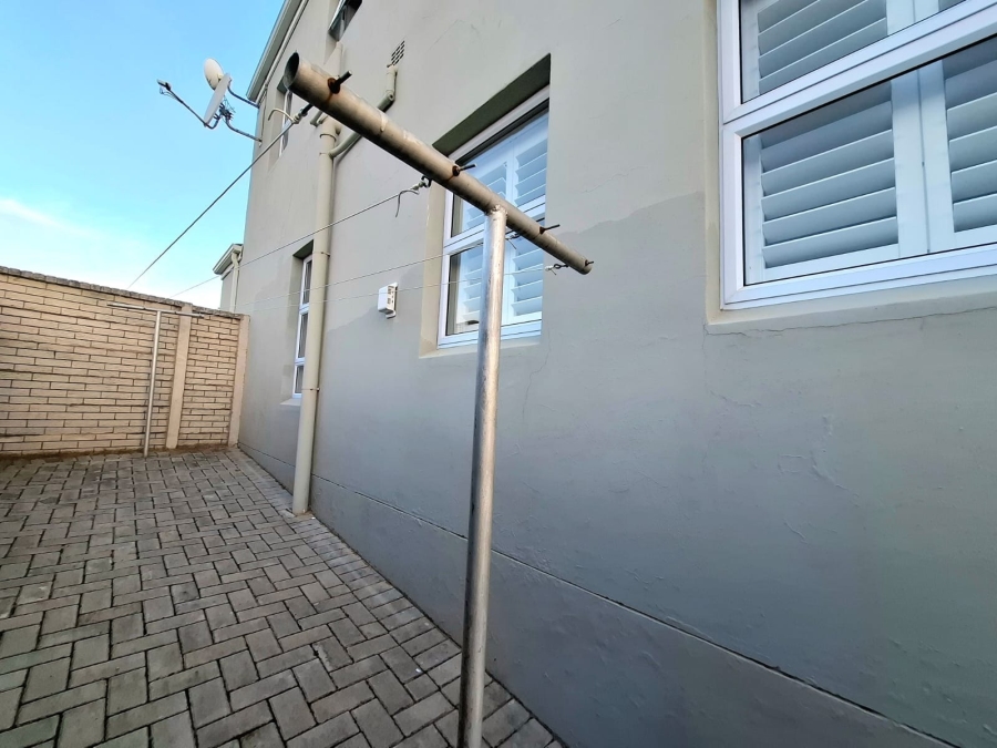 3 Bedroom Property for Sale in Nahoon Valley Park Eastern Cape